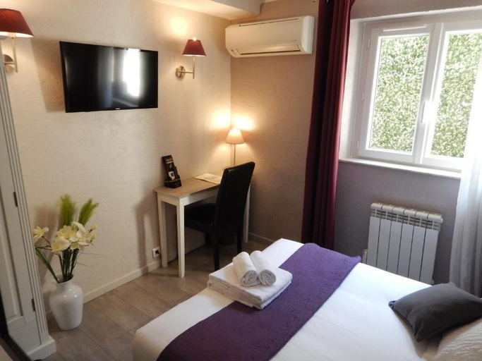 Bedroom 5, Hotel Miramar- Cap d'Antibes - La Garoupe plage, Alpes-Maritimes