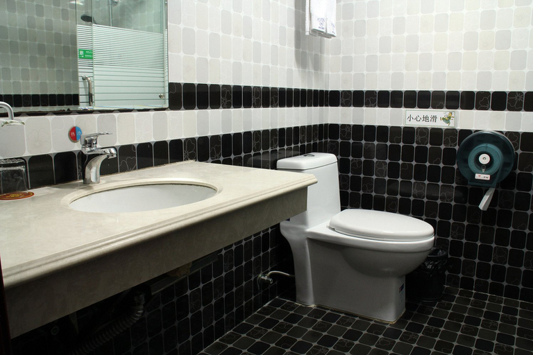 Bathroom 2, Li'an Hotel, Quanzhou
