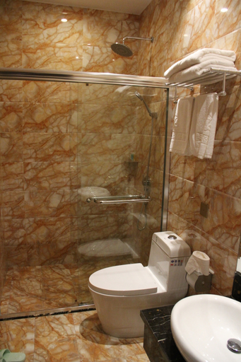 Bathroom 3, Ningbo Gangfeng Hotel, Ningbo