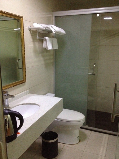 Bathroom 2, 158 Leisure Hostel, Wuxi