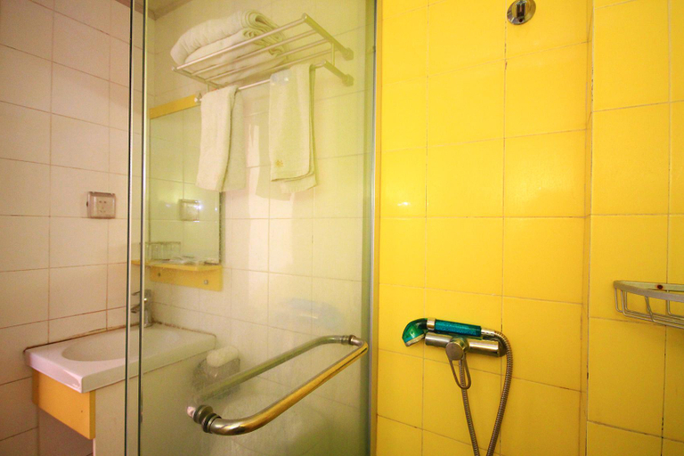 Bathroom 2, Tujia Express Hotel, Hangzhou