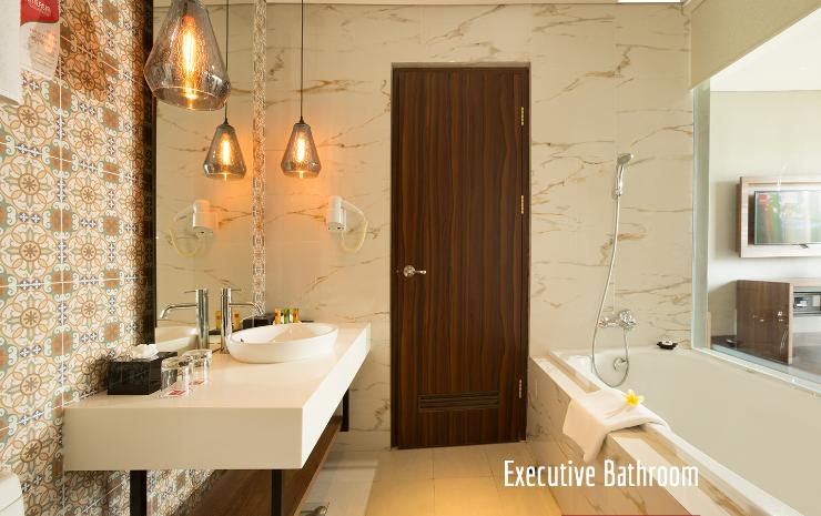 Bathroom 4, Emersia Hotel and Resort Batusangkar, Tanah Datar