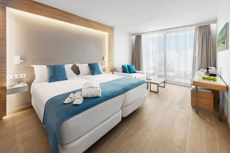 Bedroom 3, Elba Sunset Mallorca Thalasso Spa, Baleares
