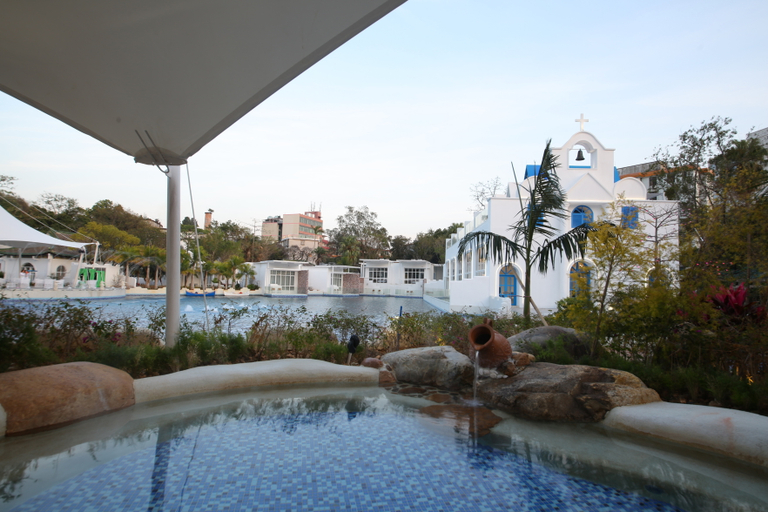 Sport & Beauty 2, Santorini Hot Spring Resort, Guangzhou