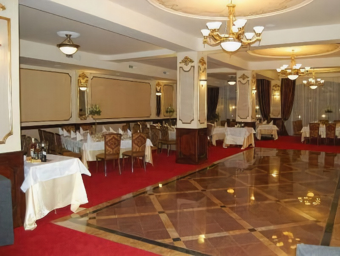 Food & Drinks 3, The Elite Oradea S Legendary Hotel, Oradea