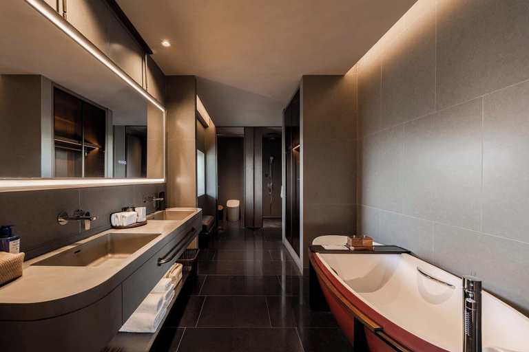 Bathroom 2, Yixing Danianhuawan Xirang Hotel, Changzhou