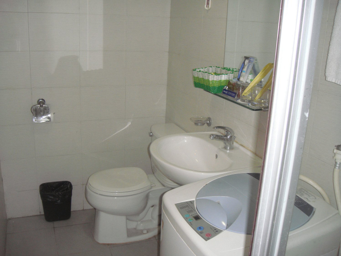 Bathroom, Langfei Business Hotel, Chongqing