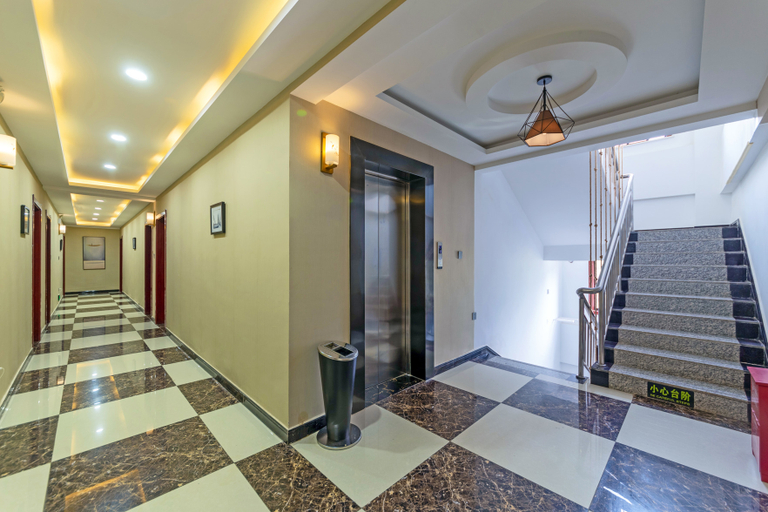 Others 5, Taibaishanboyuesijijiari Hotel, Baoji