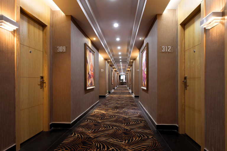 Others 4, Longhu Hotel (Chengdu Dongjiao Memory Store), Chengdu