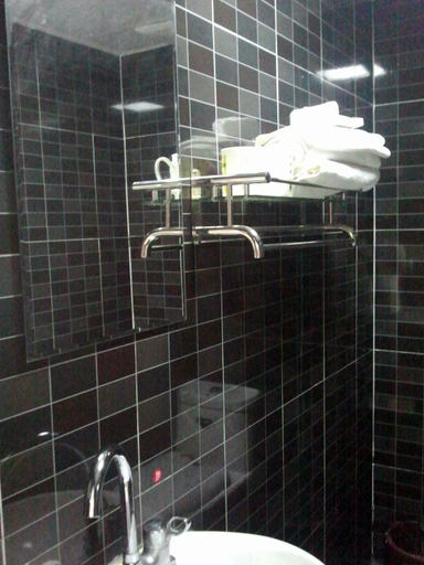 Bathroom 5, Hongyun Inn, Hengshui