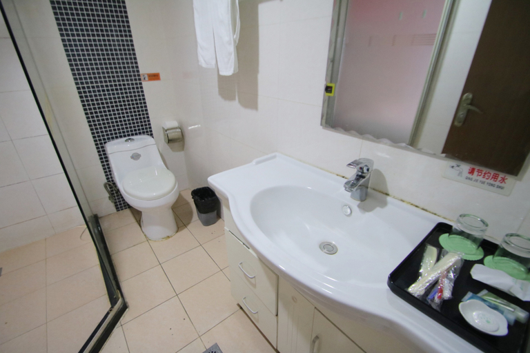 Bathroom 4, Shanghai Xindu Business Hotel, Shanghai