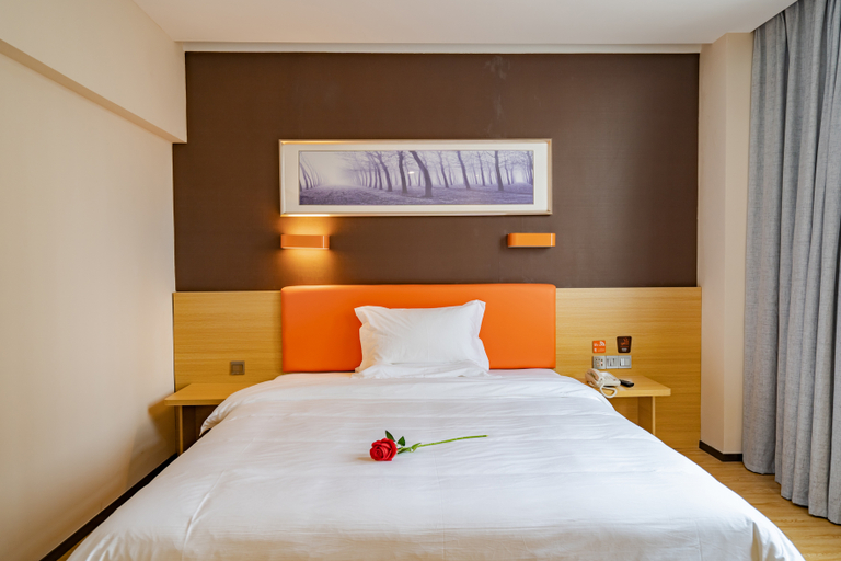Bedroom 2, 7 Days Premium (Shizhu Caixincheng High-speed Railway Station), Chongqing