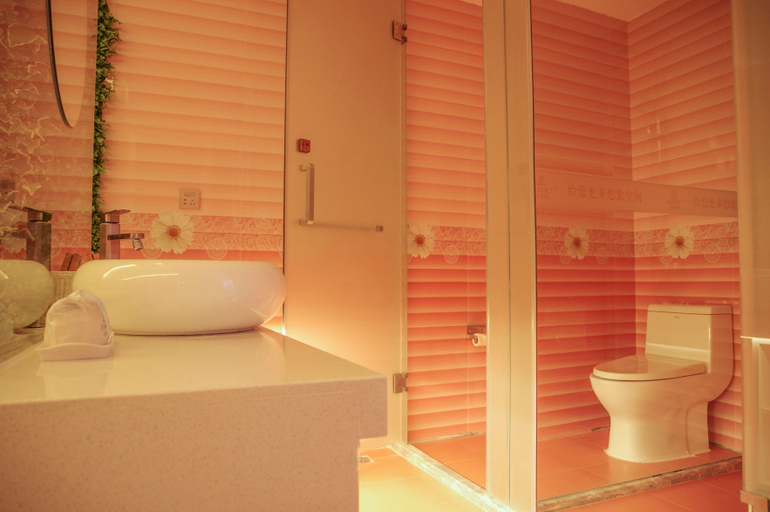 Bathroom 2, Jiangnanxi Hotel (Guangzhou Qiaopanyu Square Metro Station), Guangzhou