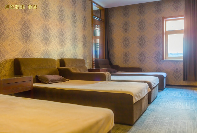 Bedroom 2, Starway Hotel Baicheng Citizen Square, Baicheng
