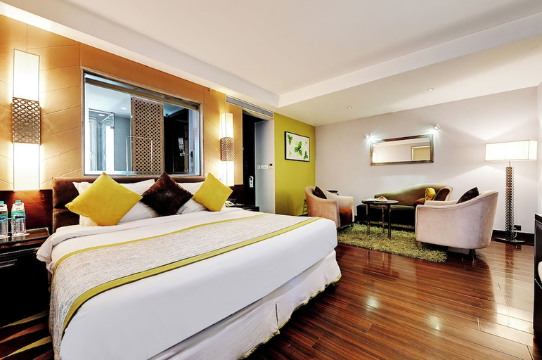 Bedroom 2, Quality Inn Gurgaon, Gurgaon
