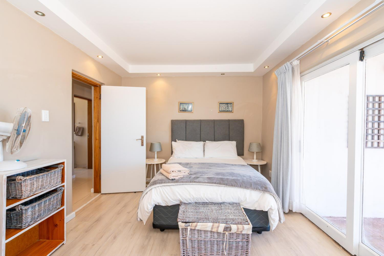 Bedroom 2, On Deck, West Coast