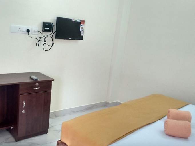 Bedroom 3, Grand Periyar Residency,Near Kumily Busstation, Theni