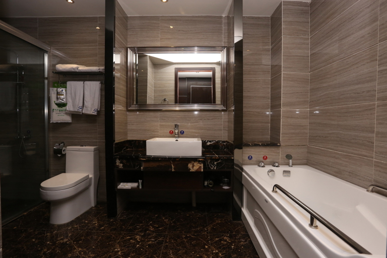 Bathroom 2, ホテル(), Chengdu