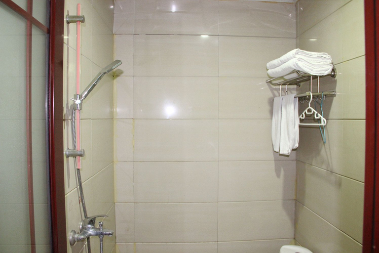Bathroom 3, DENGBA HOTEL GUANGZHOU YANGJI, Guangzhou