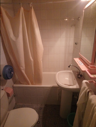 Bathroom, Hôtel Frantz Fanon, Setif