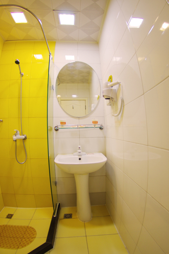 Bathroom 3, Ibis Beijing Changping Subway Station Hotel, Beijing
