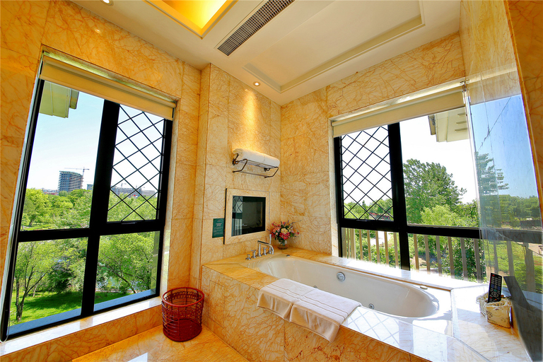Bathroom, Yunhai Jinyuan Hotel, Pingdingshan