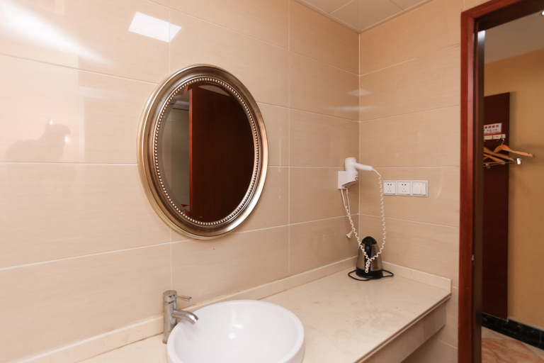 Bathroom 3, Junyi Hotel (Wuxi Binhu Xiaotaoyuan Metro Station), Wuxi