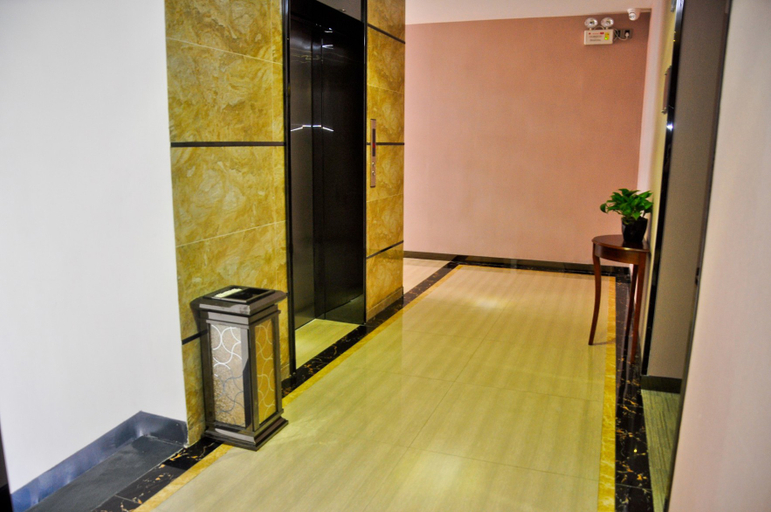 Others 4, Baowan Hotel (Guangzhou Shangxiajiu Changshou Road Subway Station), Guangzhou