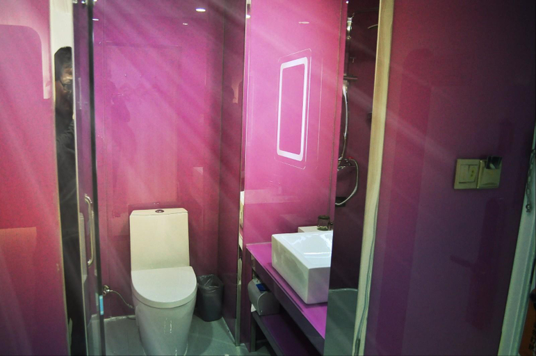 Bathroom 3, Jinjiang Metropolo Zhengzhou Songshan Road, Zhengzhou