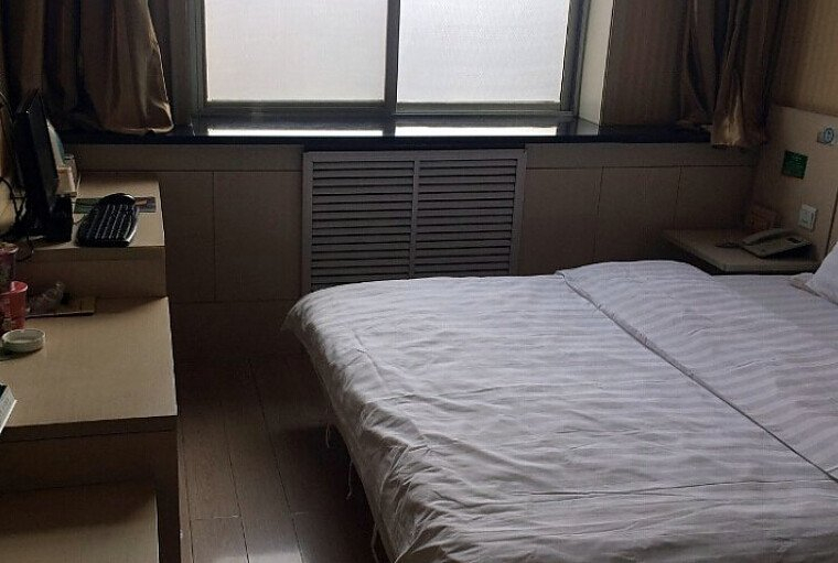 Bedroom 4, Jiajie Hotel, Qujing