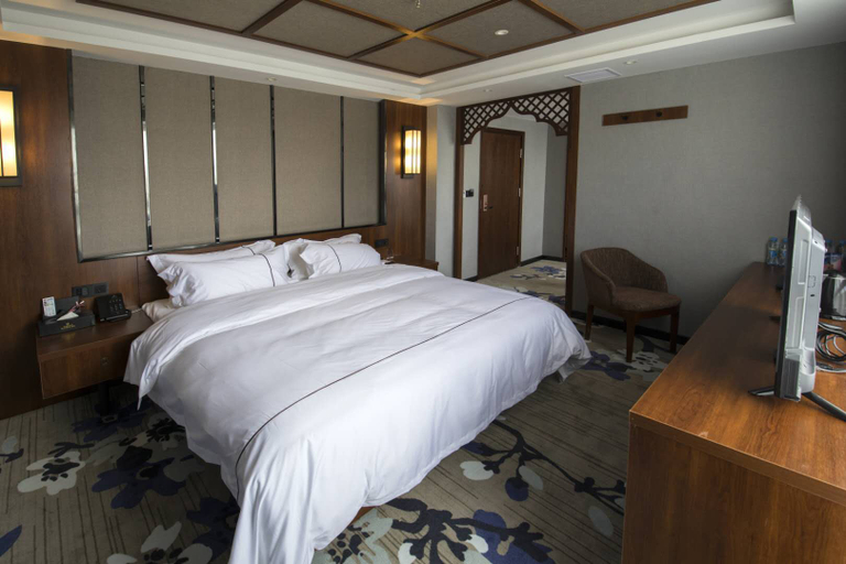 Bedroom 2, Wu Gong Mountain Hotel, Pingxiang