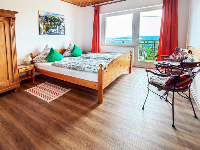 Bedroom 2, Gasthaus Zur Burgschanke, Ahrweiler