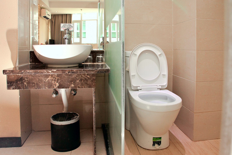 Bathroom 4, Daweiting Hostel, Fuzhou