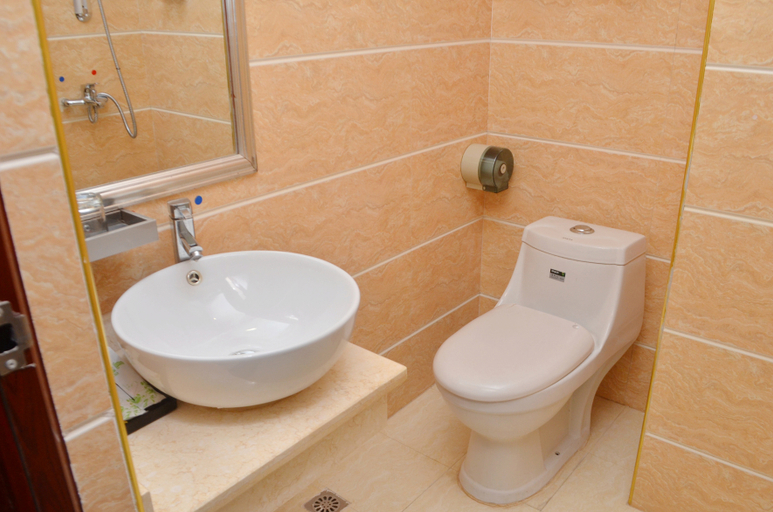 Bathroom 2, Jingyue Hotel, Huizhou