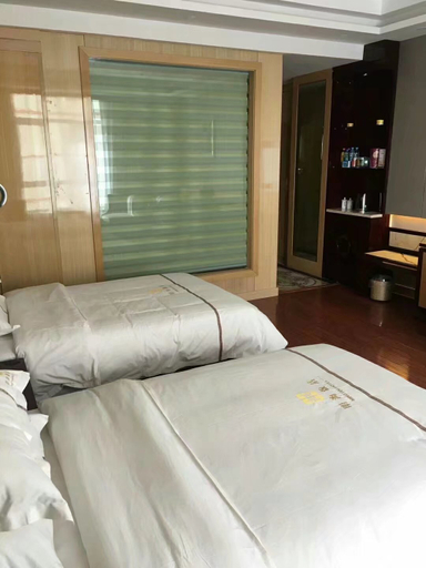 Bedroom 2, Minghai Hotel, Gannan Tibetan