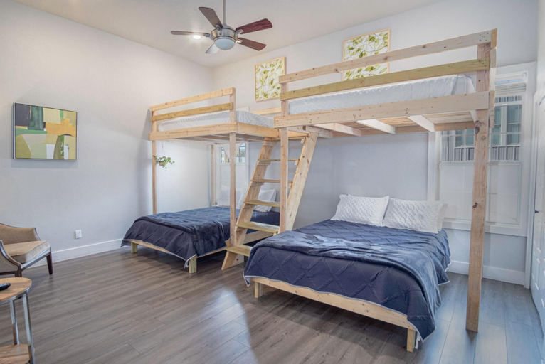 Bedroom 2, Gorgeous, Family-friendly Home Near Downtown, Bexar