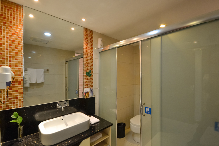 Bathroom 2, Shanhai Shuicheng Hotel, Taizhou