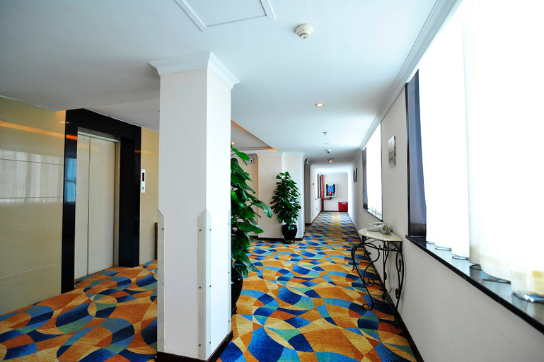 Others 5, Airport Hotel, Guiyang