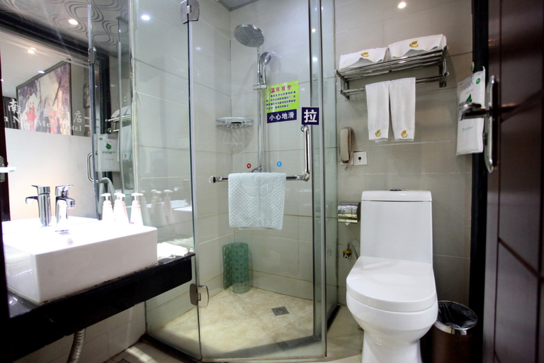 Bathroom, Panda Prince Hotel, Nanchong