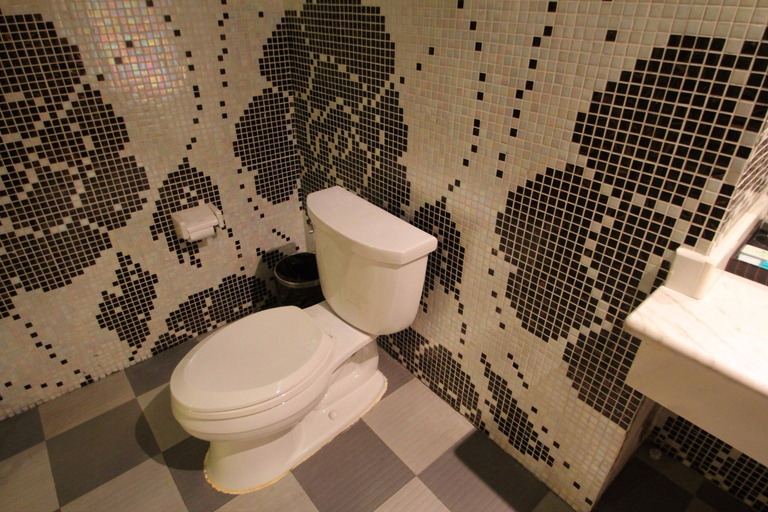 Bathroom 5, Joyous Hotel, Shanghai