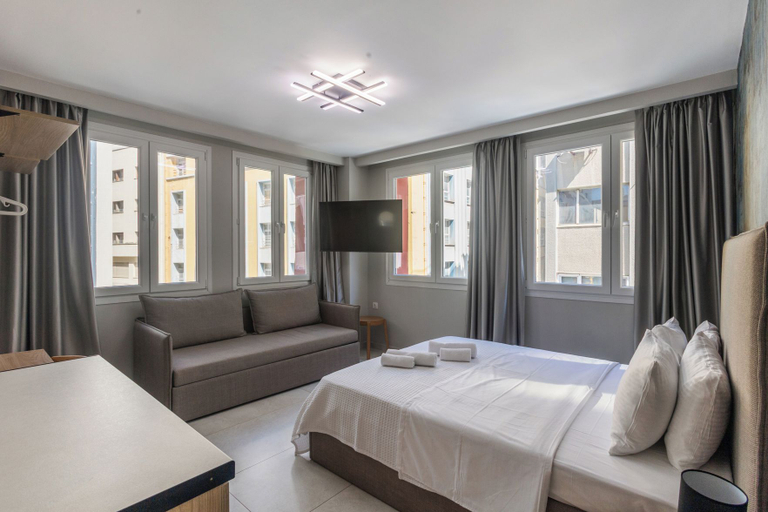 Room 5, Noima Luxury Suites, Central Macedonia