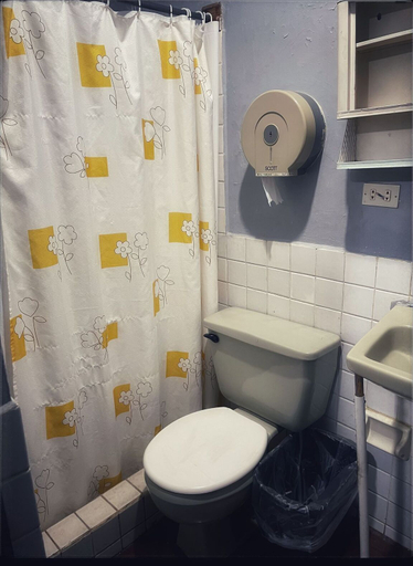 Bathroom 3, Hotel Oasis Managua, Managua