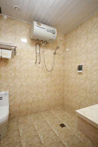 Bathroom 2, Xingyuan Grande Hotel, Changchun