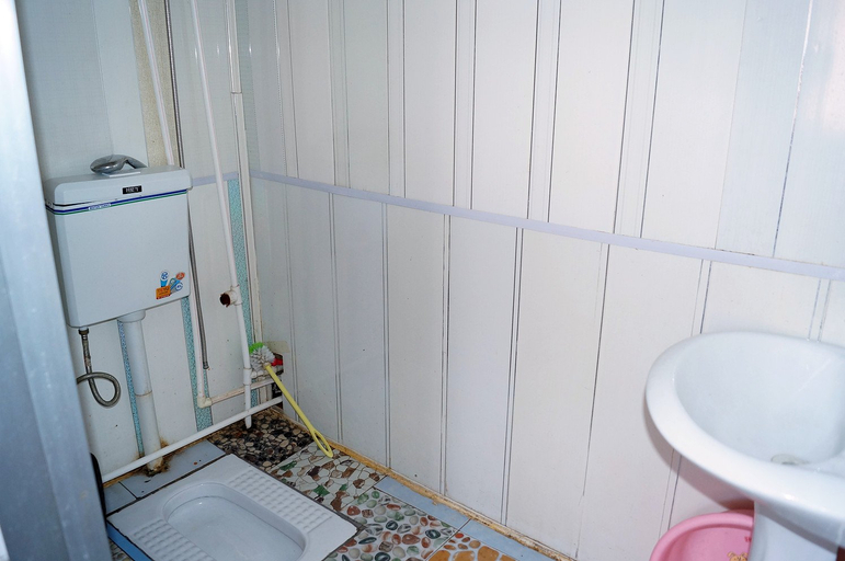 Bathroom 2, Qingdao Guest House Hotel, Qingdao