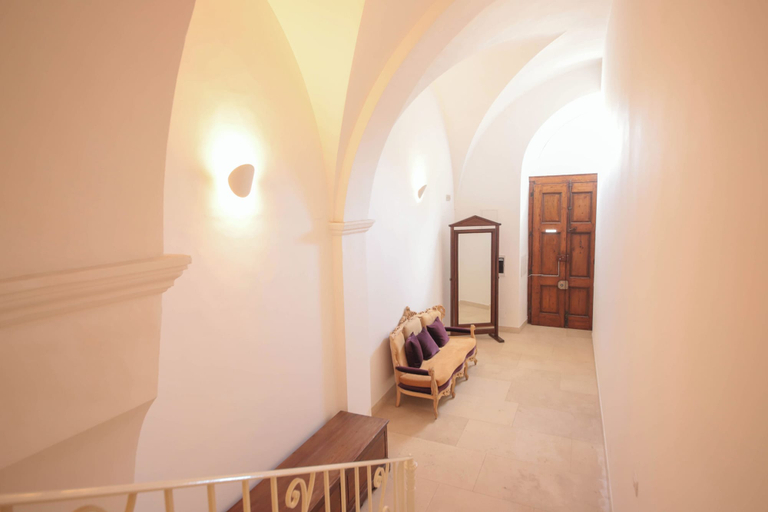 Interior, TD Palazzo Fiume 2 Above the Square, Bari