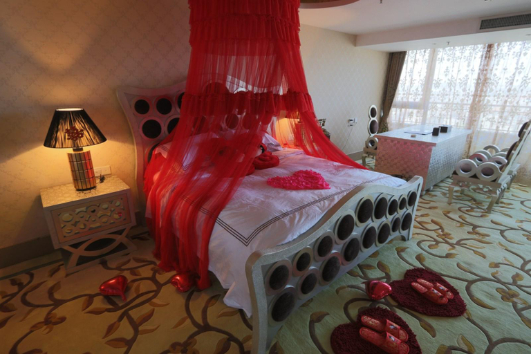 Bedroom, Laihui Hotel, Yantai