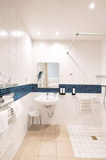 Bathroom 5, LVG Hotel Collection - Bergamo West, Bergamo