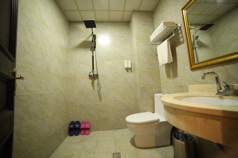 Bathroom 2, Daqing Shengshi Weina Business Hotel, Daqing