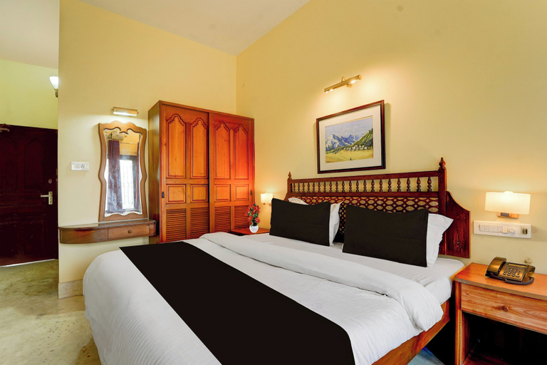 Room 2, Collection O Kangarappady Formerly, Ernakulam