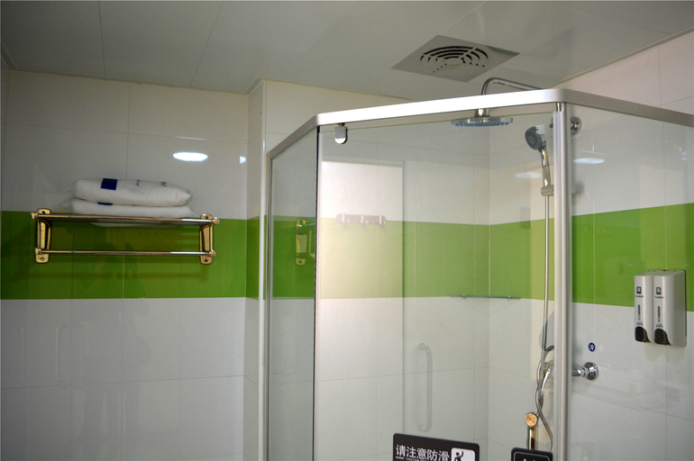 Bathroom 2, 7Days Inn Hotel (Hohhot Hailiang Xinhua Square Subway Station), Hohhot